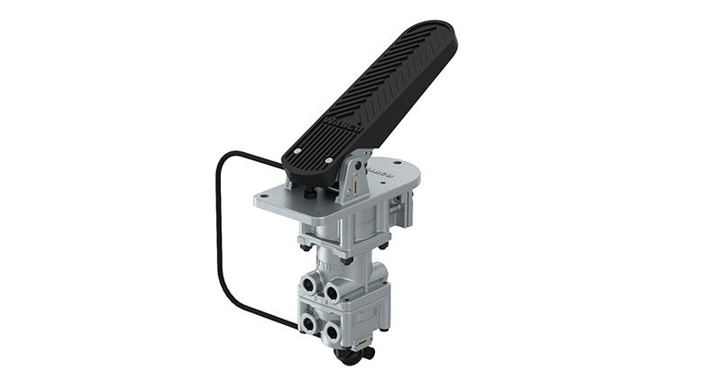 Valve de commande de frein, frein de service