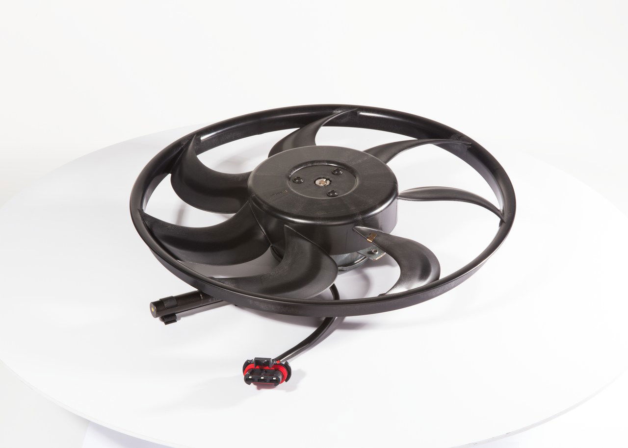 Moteur électrique, ventilateur pour radiateurs